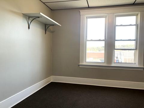 2 Holland Rd, Worcester, MA 01603 photo 30