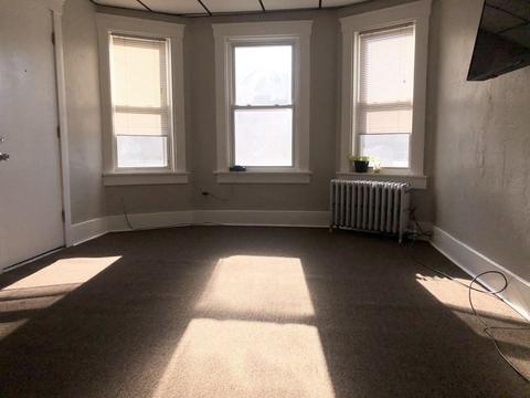 2 Holland Rd, Worcester, MA 01603 photo 23