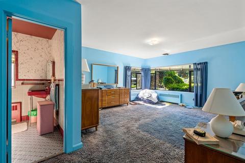 99 Jordan Rd, Brookline, MA 02446 photo 35