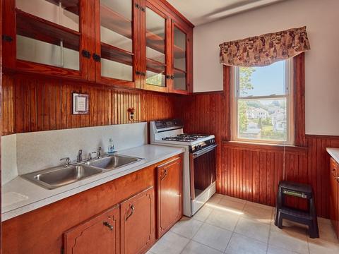 553 Charles St, Fall River, MA 02724 photo 22