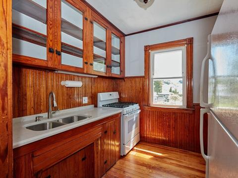 553 Charles St, Fall River, MA 02724 photo 11