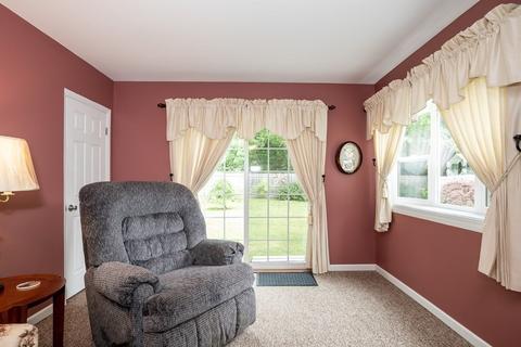 39 Acrebrook Dr, Chicopee, MA 01020 photo 7