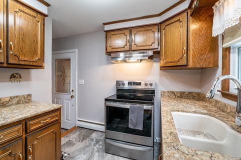 39 Acrebrook Dr, Chicopee, MA 01020 photo 11