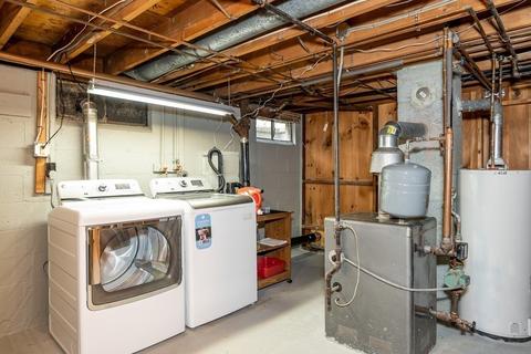 39 Acrebrook Dr, Chicopee, MA 01020 photo 33
