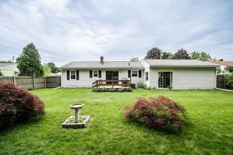 39 Acrebrook Dr, Chicopee, MA 01020 photo 36