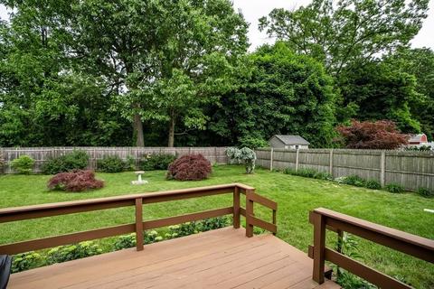 39 Acrebrook Dr, Chicopee, MA 01020 photo 35