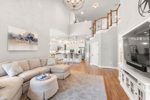 27 Pine Tree Dr, Methuen, MA 01844 photo 9
