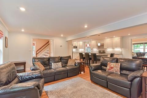 12 Milton Rd, Reading, MA 01867 photo 8