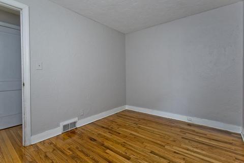 108 Webber St, Springfield, MA 01108 photo 23