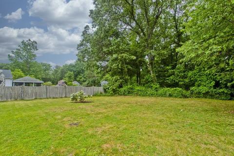 108 Webber St, Springfield, MA 01108 photo 29