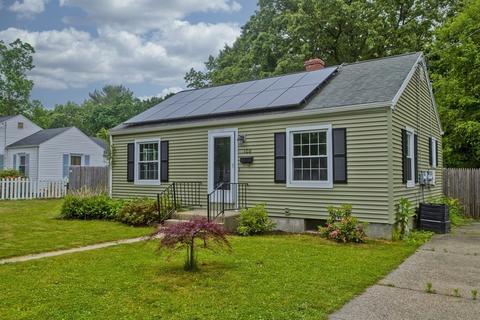 108 Webber St, Springfield, MA 01108 photo 5