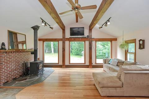 31 Balcom St, Mansfield, MA 02048 photo 4