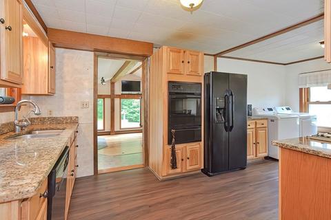 31 Balcom St, Mansfield, MA 02048 photo 8