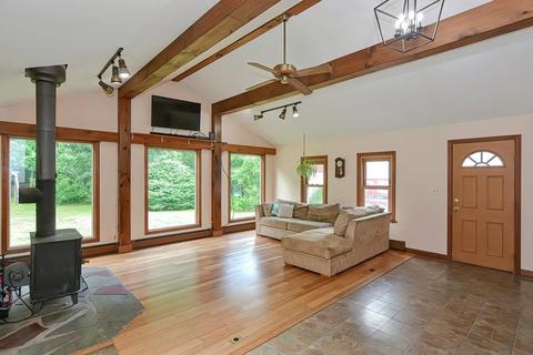 31 Balcom St, Mansfield, MA 02048 photo 5