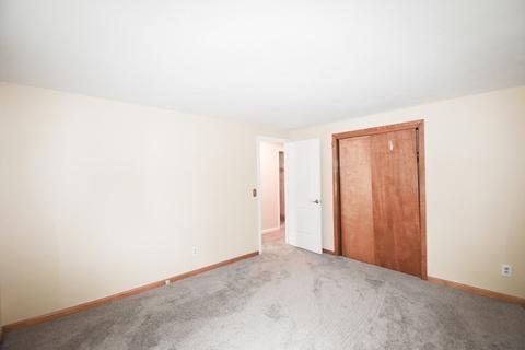 67 Athol St, Springfield, MA 01107 photo 29