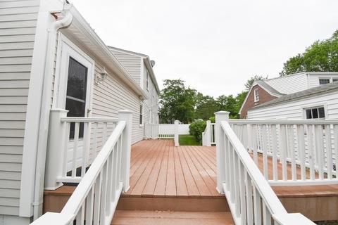 67 Athol St, Springfield, MA 01107 photo 35