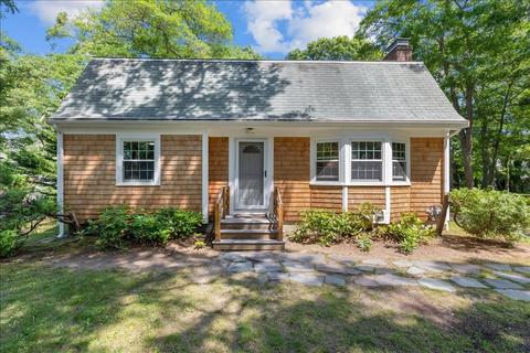 328 Arrowhead Dr, Barnstable, MA 02601 photo 1
