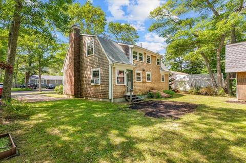 328 Arrowhead Dr, Barnstable, MA 02601 photo 5