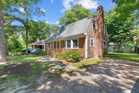 328 Arrowhead Dr, Barnstable, MA 02601 photo 3