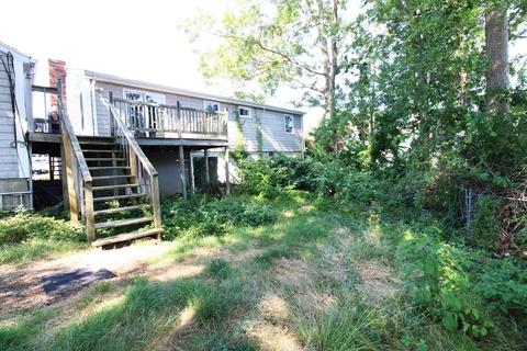 531 Bullock St, Fall River, MA 02720 photo 7