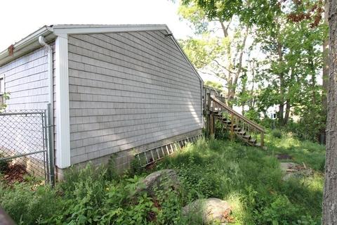 531 Bullock St, Fall River, MA 02720 photo 14