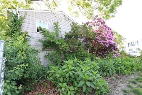 531 Bullock St, Fall River, MA 02720 photo 17