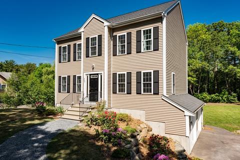 367 E Washington St, Hanson, MA 02341 photo 1