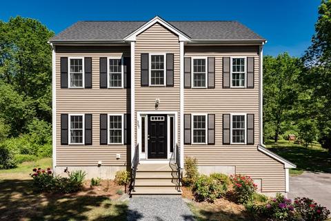 367 E Washington St, Hanson, MA 02341 photo 2