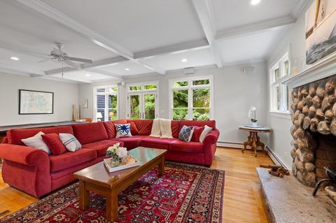 2 Bradlees End, Marblehead, MA 01945 photo 13