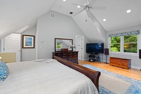 2 Bradlees End, Marblehead, MA 01945 photo 27