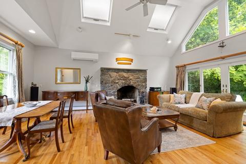 2 Bradlees End, Marblehead, MA 01945 photo 6