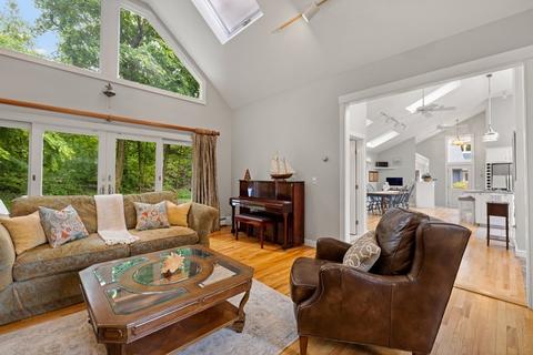 2 Bradlees End, Marblehead, MA 01945 photo 8