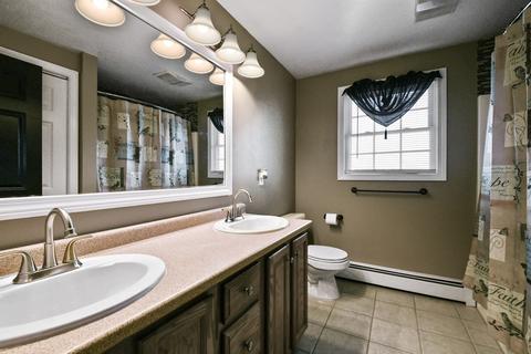 4 Union Pl, Worcester, MA 01604 photo 17