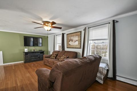 4 Union Pl, Worcester, MA 01604 photo 2