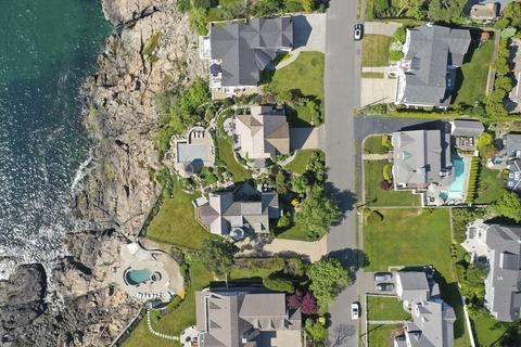11 Coolidge Rd, Marblehead, MA 01945 photo 32