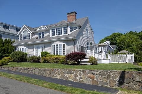 11 Coolidge Rd, Marblehead, MA 01945 photo 1