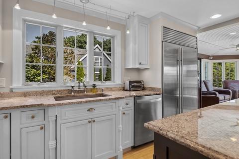 11 Coolidge Rd, Marblehead, MA 01945 photo 9