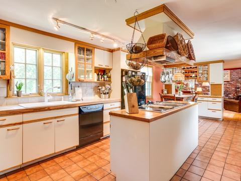 64 Grapevine Rd, Gloucester, MA 01930 photo 22