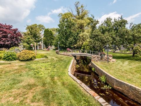 64 Grapevine Rd, Gloucester, MA 01930 photo 6
