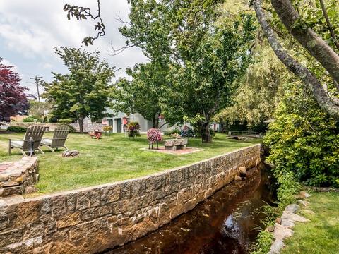 64 Grapevine Rd, Gloucester, MA 01930 photo 7