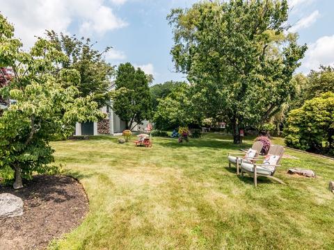 64 Grapevine Rd, Gloucester, MA 01930 photo 5