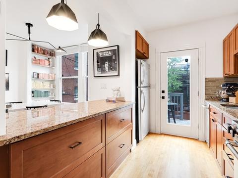 492 E 3rd #1, Boston, MA 02127 photo 10