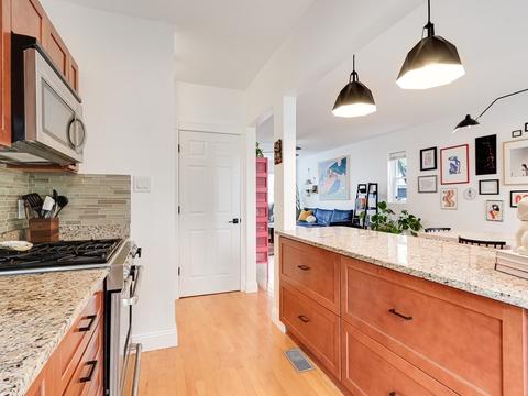 492 E 3rd #1, Boston, MA 02127 photo 11