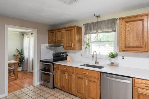 175 Nicholas Rd, Raynham, MA 02767 photo 8