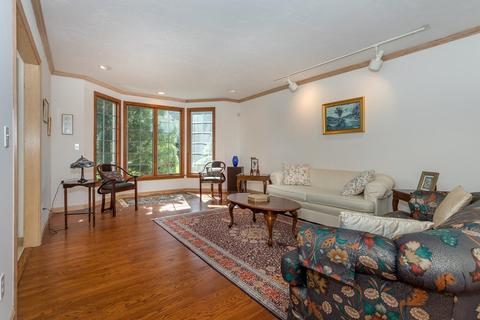 20 Laurel Ln, Canton, MA 02021 photo 5