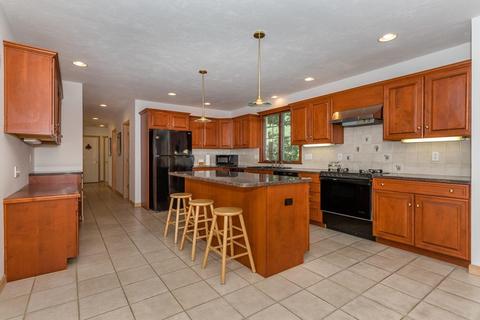 20 Laurel Ln, Canton, MA 02021 photo 8
