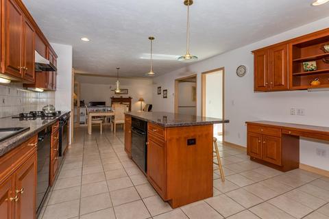 20 Laurel Ln, Canton, MA 02021 photo 10
