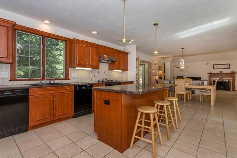 20 Laurel Ln, Canton, MA 02021 photo 9
