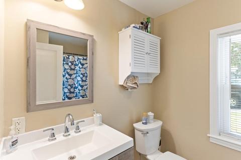 32 Buzzards Bay Ave, Bourne, MA 02532 photo 16