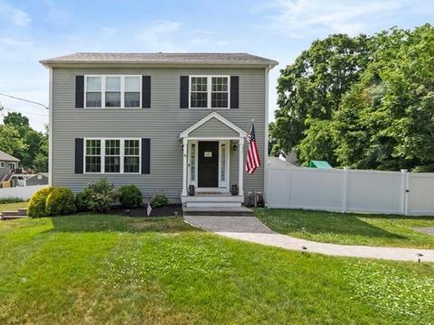 40 Como Dr, Attleboro, MA 02703 photo 1